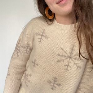 Eddie bauer cream 100% wool sweater